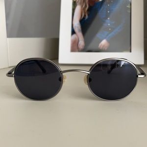 ROUND GLASSES - Celine Dion